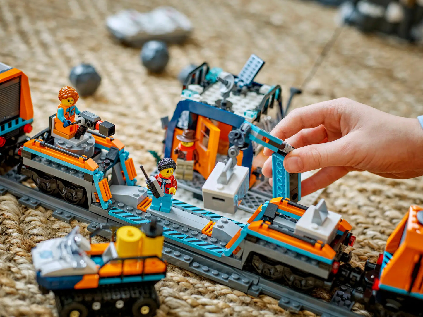LEGO® | City: Explorers' Arctic Polar Express Train (60470)