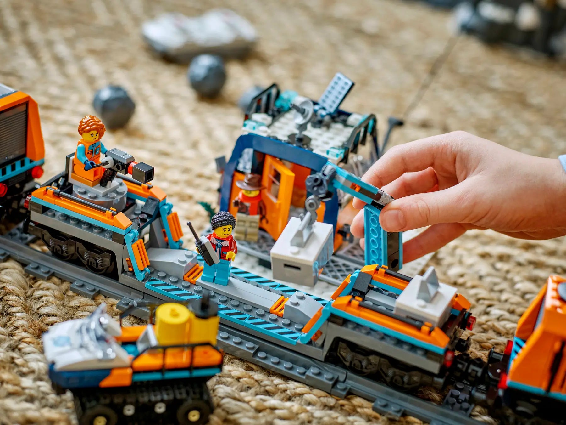 LEGO® | City: Explorers' Arctic Polar Express Train (60470)