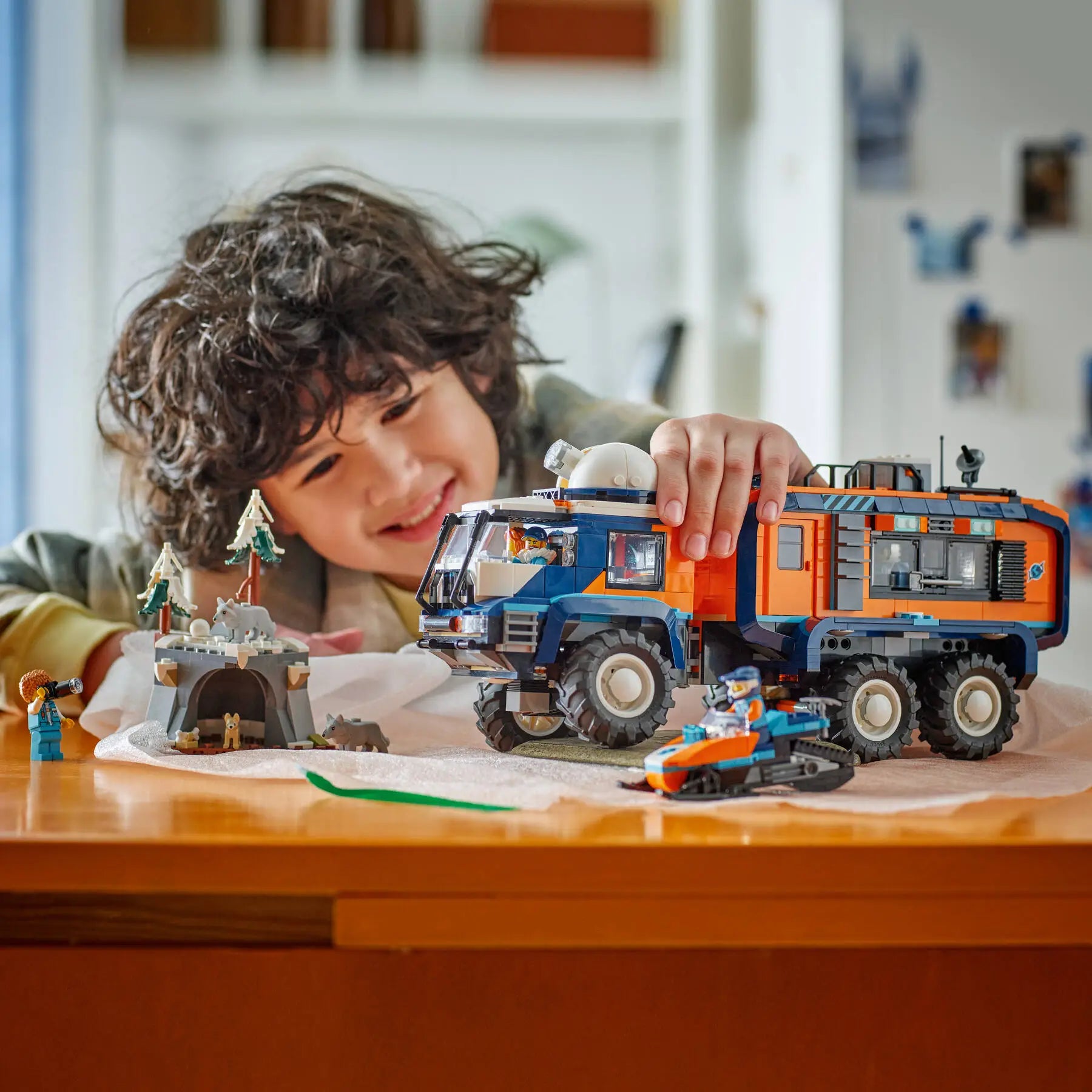 LEGO® | City: Arctic Explorer Science Lab Truck (60471)