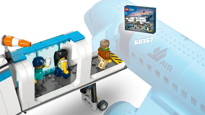 LEGO® | City: Airport with Airplane (60502)