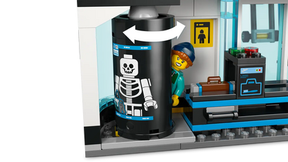 LEGO® | City: Airport with Airplane (60502)