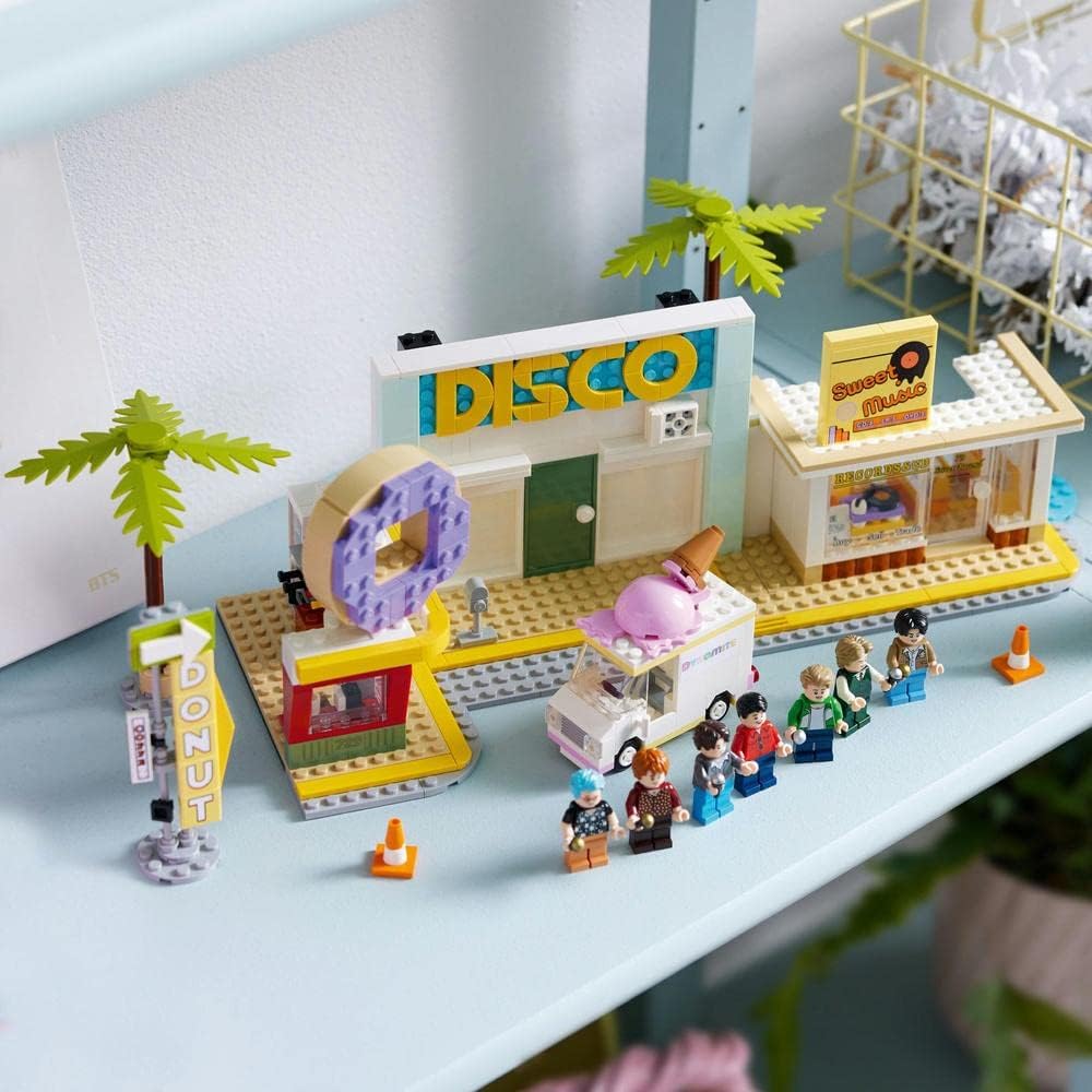 LEGO® | Ideas: BTS Dynamite (21339)