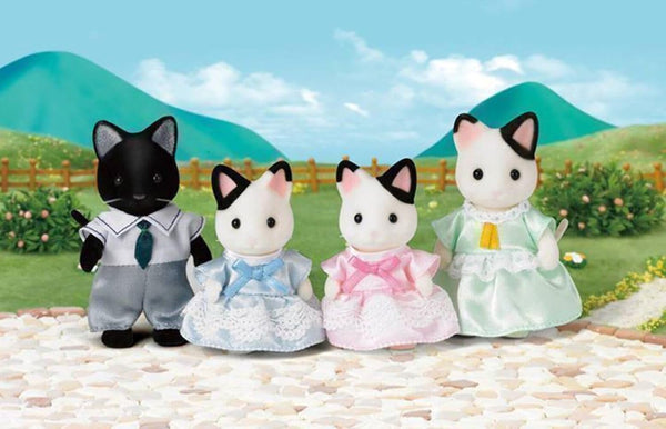 Sylvanian Families - Tuxedo Cat Family