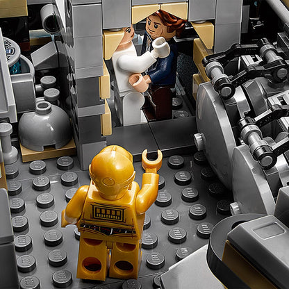 LEGO® | Star Wars: Millennium Falcon (75192)