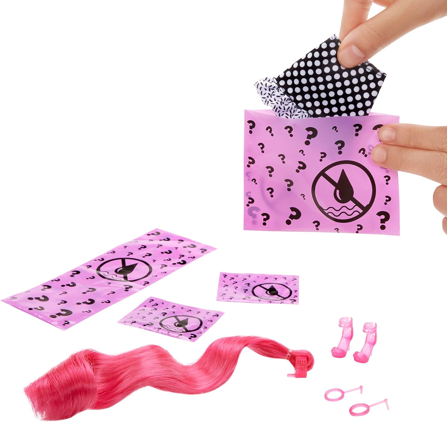Barbie Fashionista Color Reveal Doll