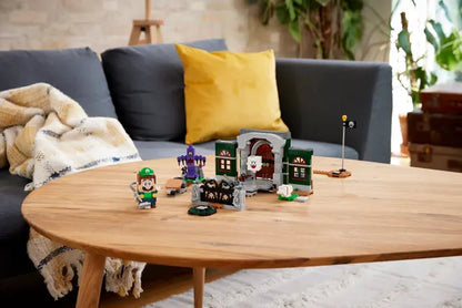 LEGO® | Super Mario: Luigi's Mario Entryway (71399)