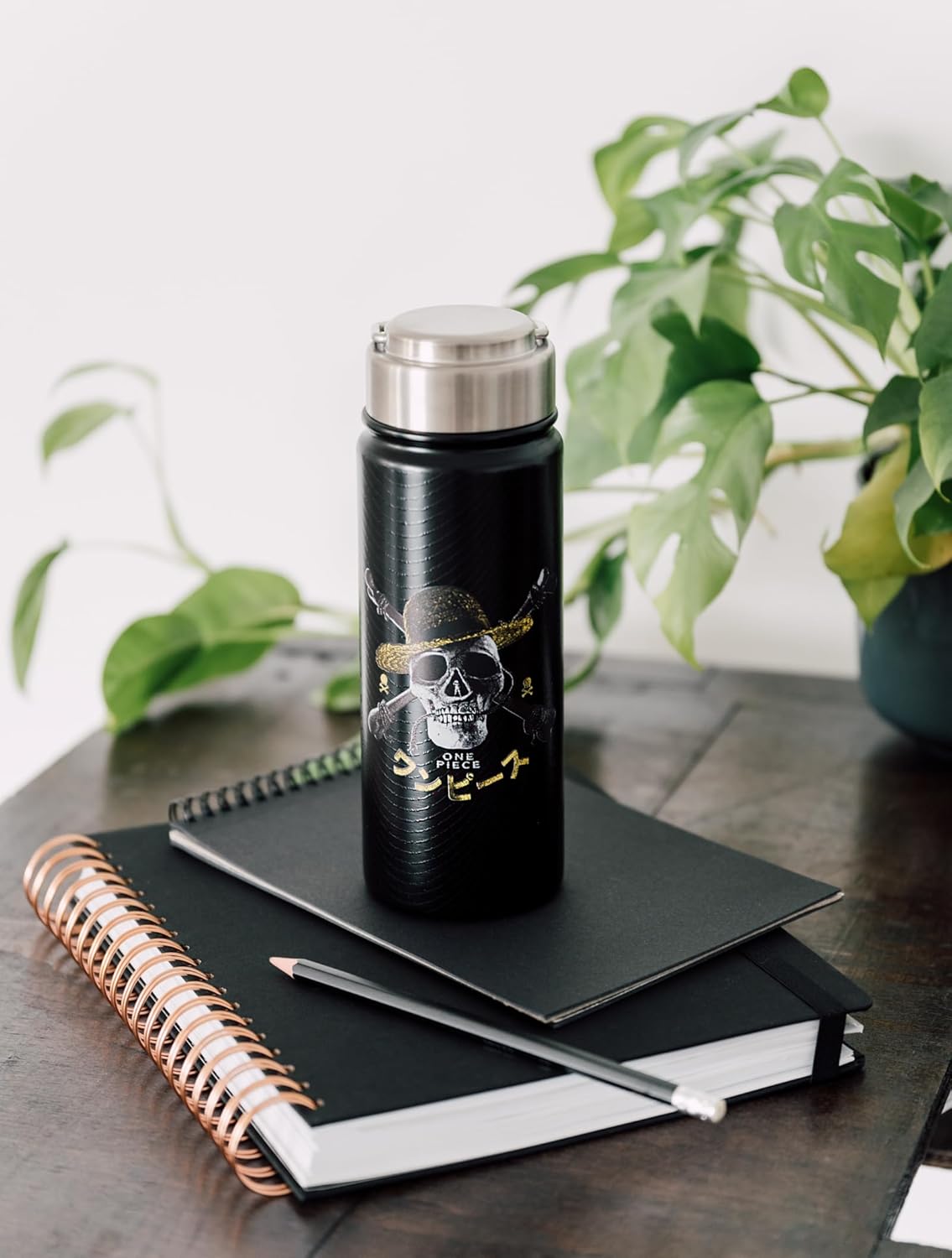 One Piece: Stainless Steel Bottle (500 ml)