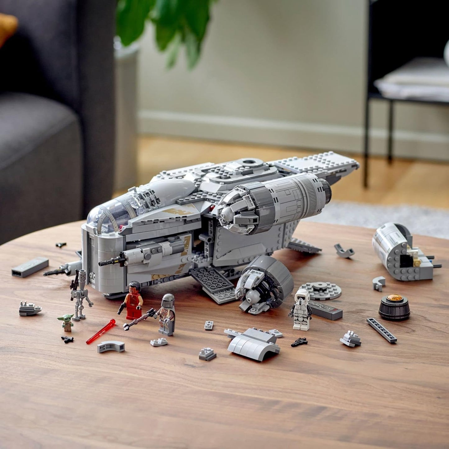 LEGO® | Star Wars: Razor Crest Mandalorian (75292)