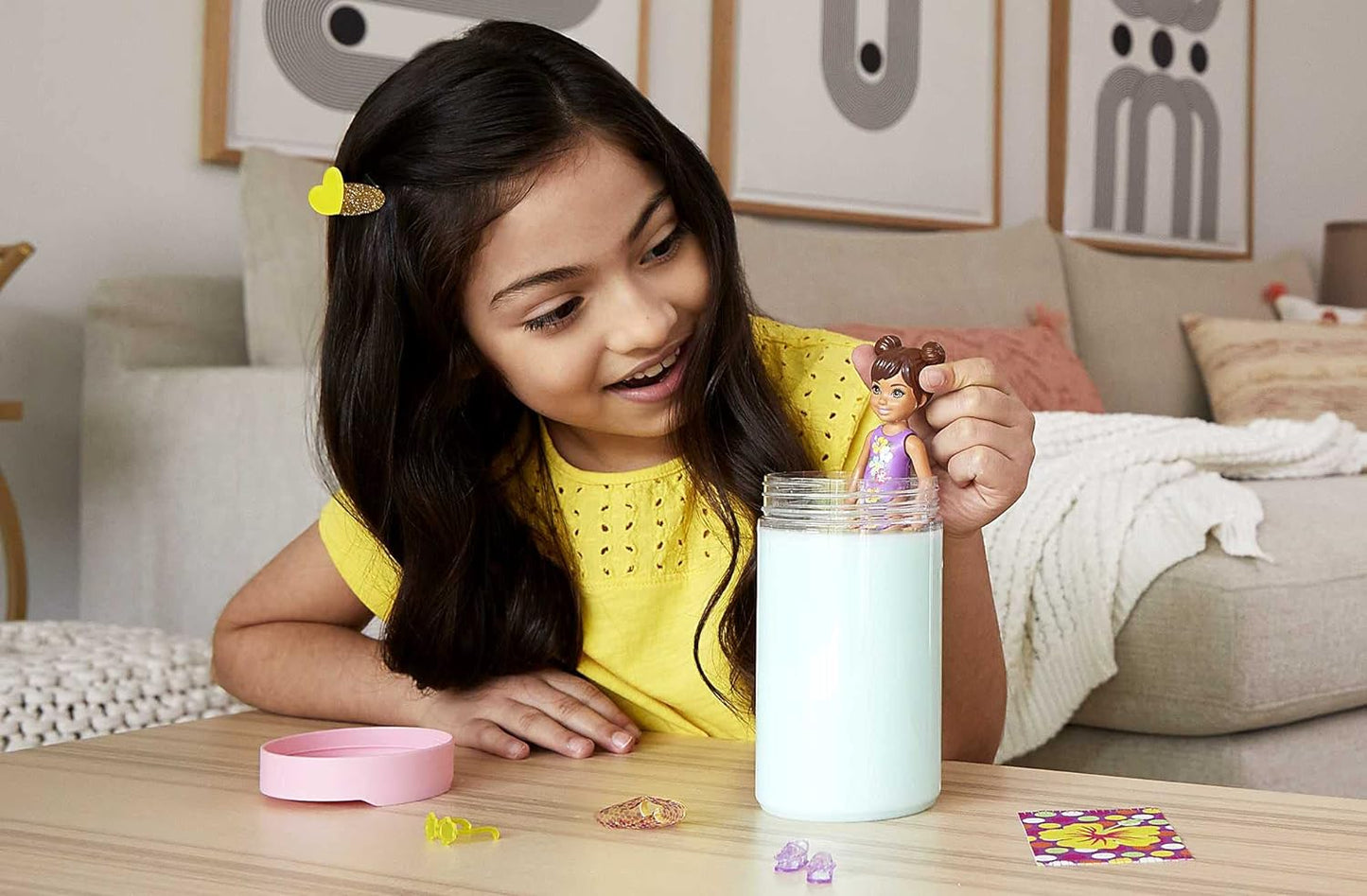 Barbie Colour Reveal: Small - Sand & Sun Assorted