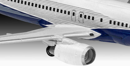 Revell: Boeing 737-800 1:288