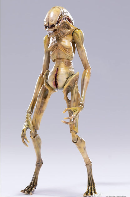 Diamond Selet - Alien Resurection The Newborn Previews Exclusive 1/18