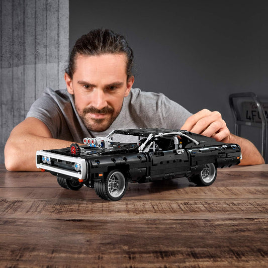 LEGO® | Technic: Fast & Furious - Dom's Car (42111)
