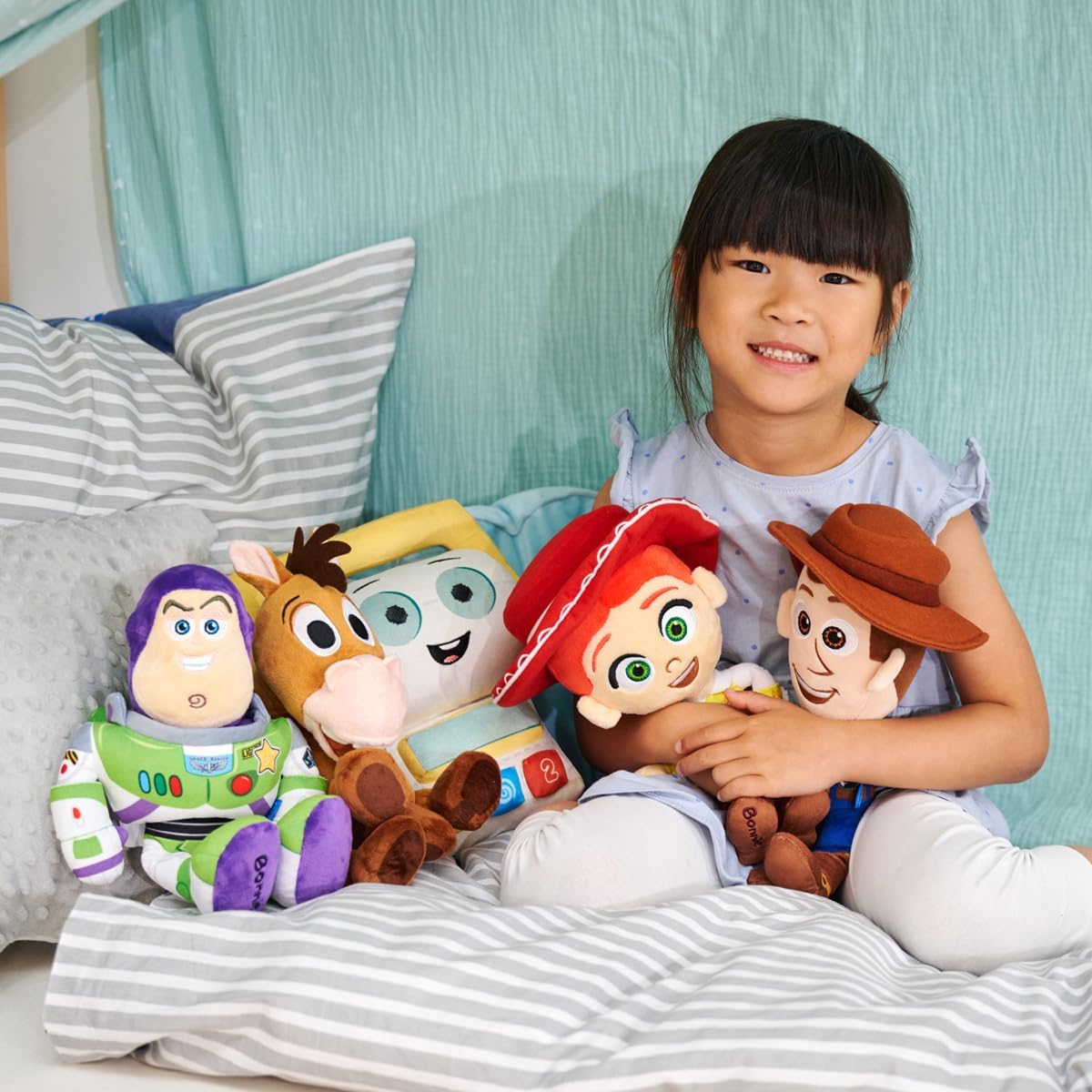 Toy Story 5 - Woody Plush 25cm
