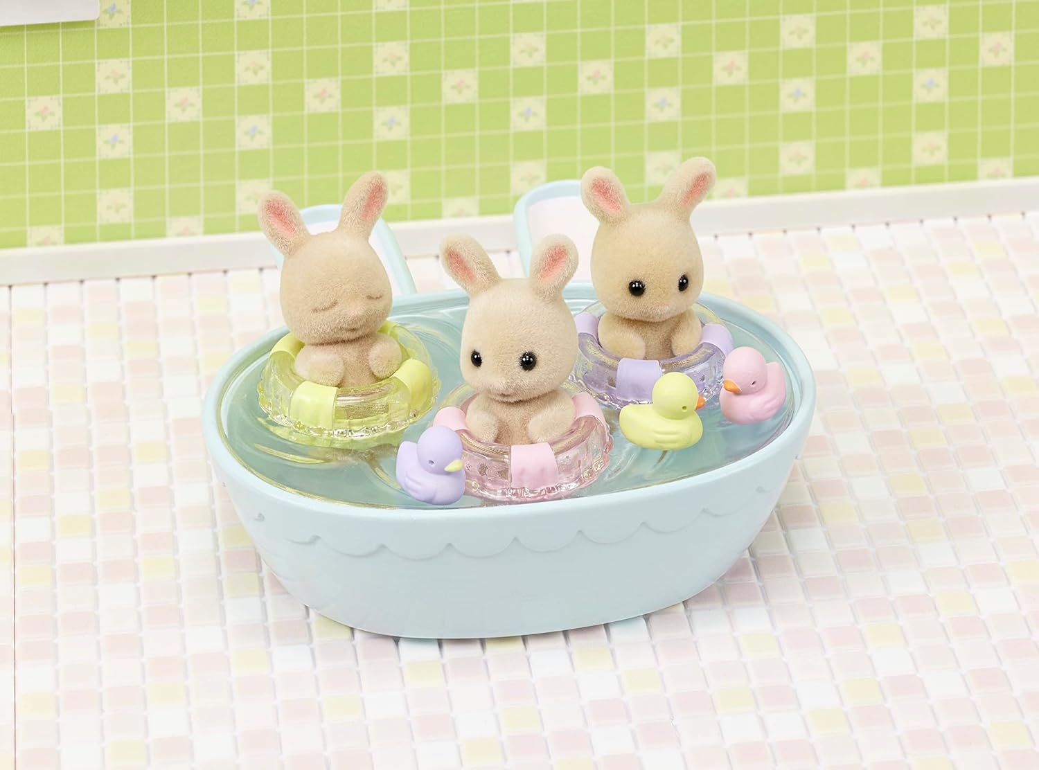 Sylvanian Families: Triplets Baby Bathtime Set