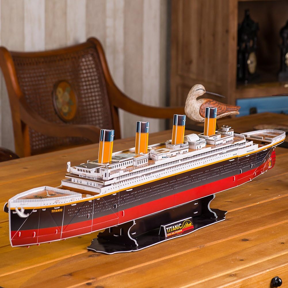 Revell 3D Puzzle 00170 RMS Titanic 113 Pieces, Highly Detailed, 80cm in length