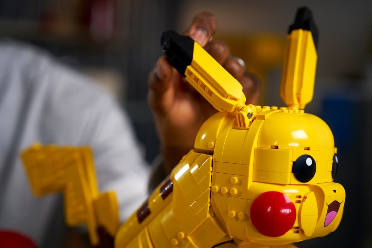 LEGO® | Pokémon: Pikachu and Poké Ball (72152)