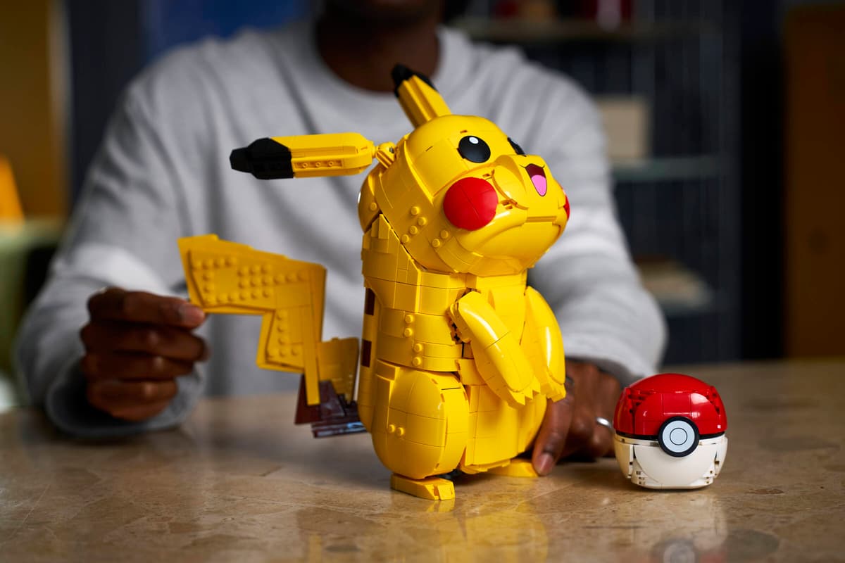 LEGO® | Pokémon: Pikachu and Poké Ball (72152)