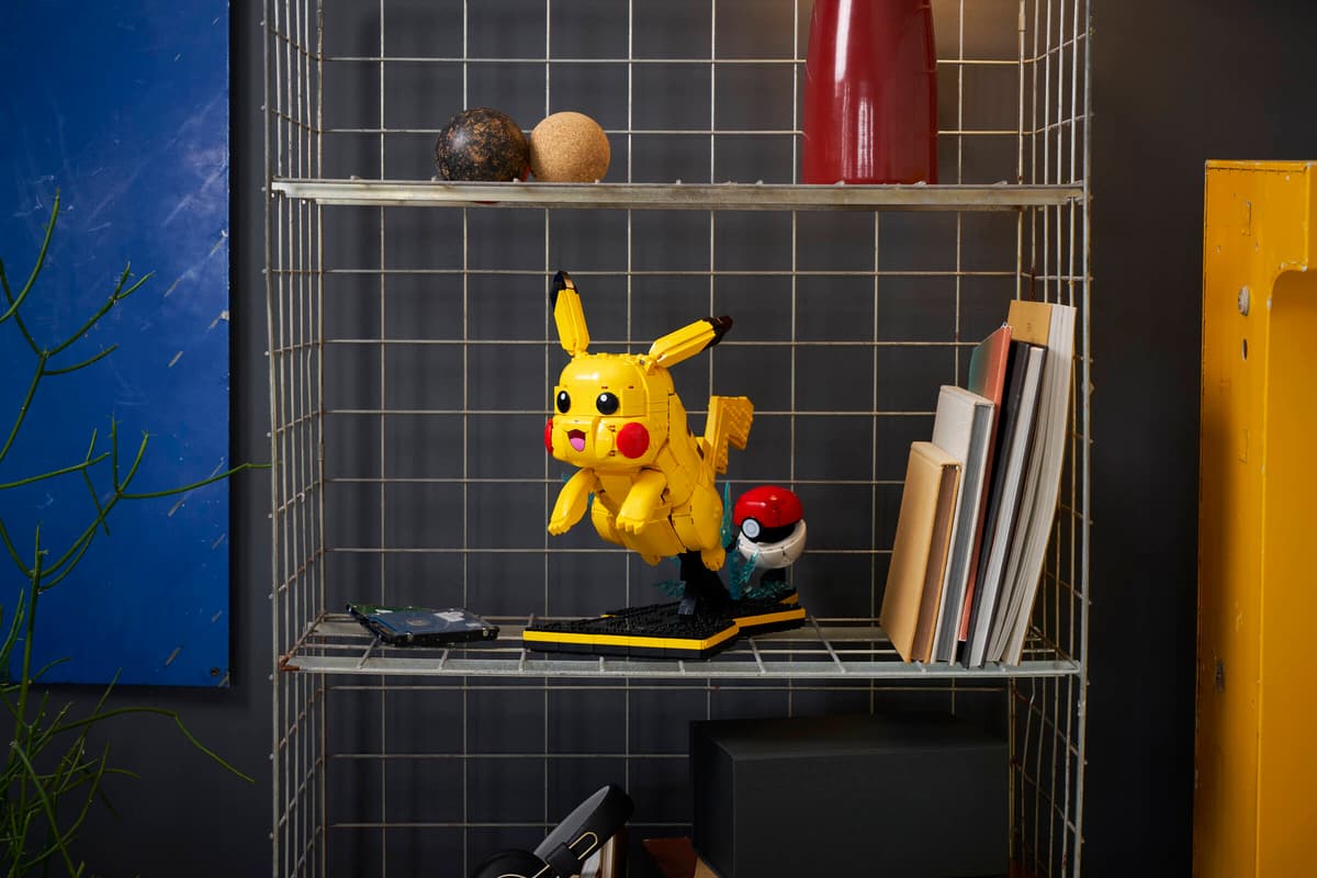 LEGO® | Pokémon: Pikachu and Poké Ball (72152)