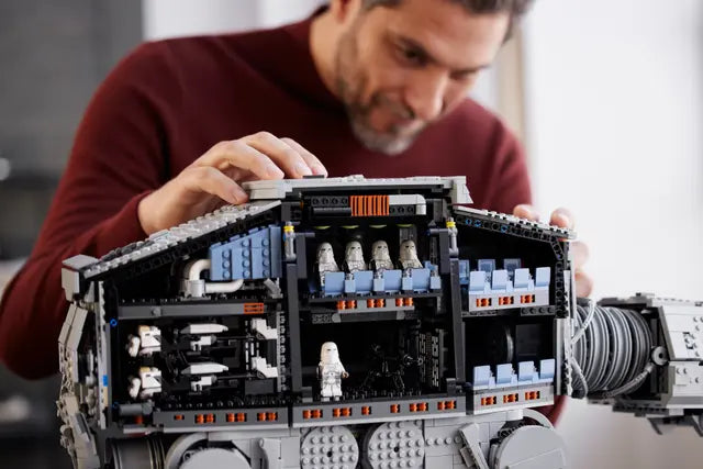 LEGO® | Star Wars: AT-AT UCS (75313)