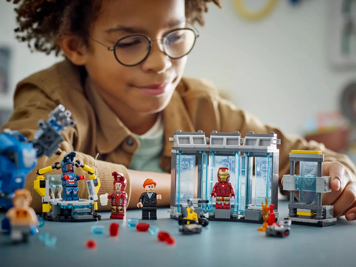 LEGO® | Marvel: Iron Man’s Laboratory: Hall of Armor (76315)