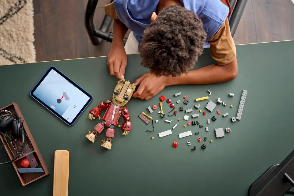 LEGO® | Marvel: Ravager Jumpsuit Groot (76341)