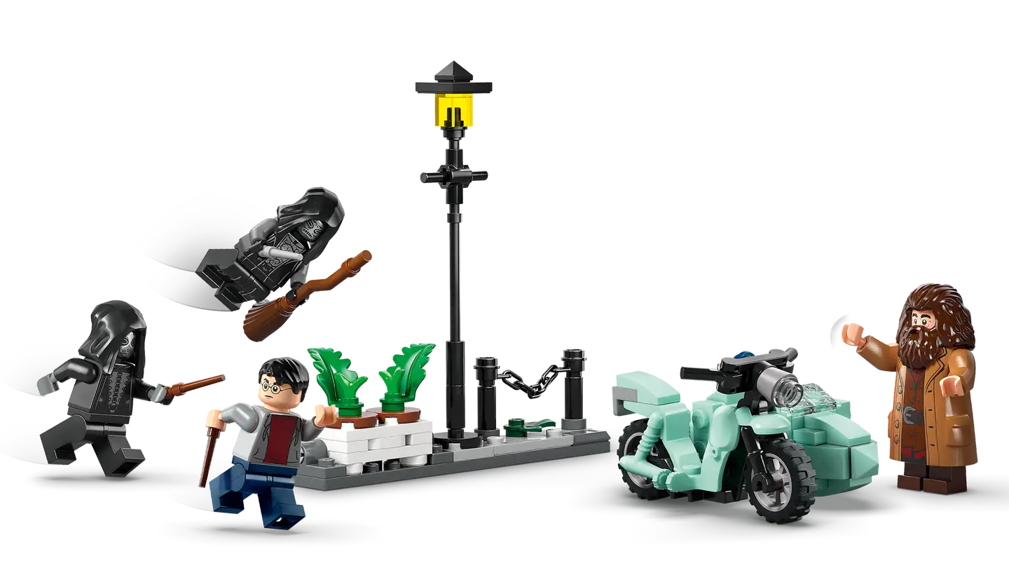 LEGO® | Harry Potter: Hagrid & Harry's Privet Drive Escape (76459)