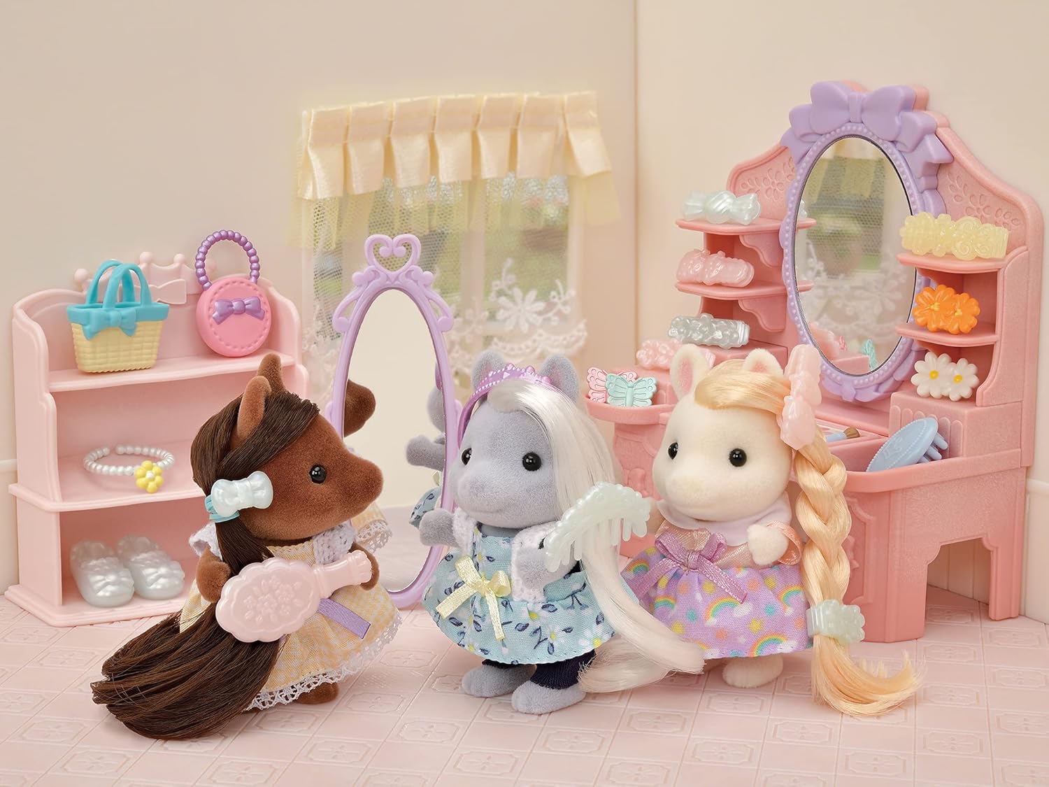 Sylvanian Families: Pony Friends