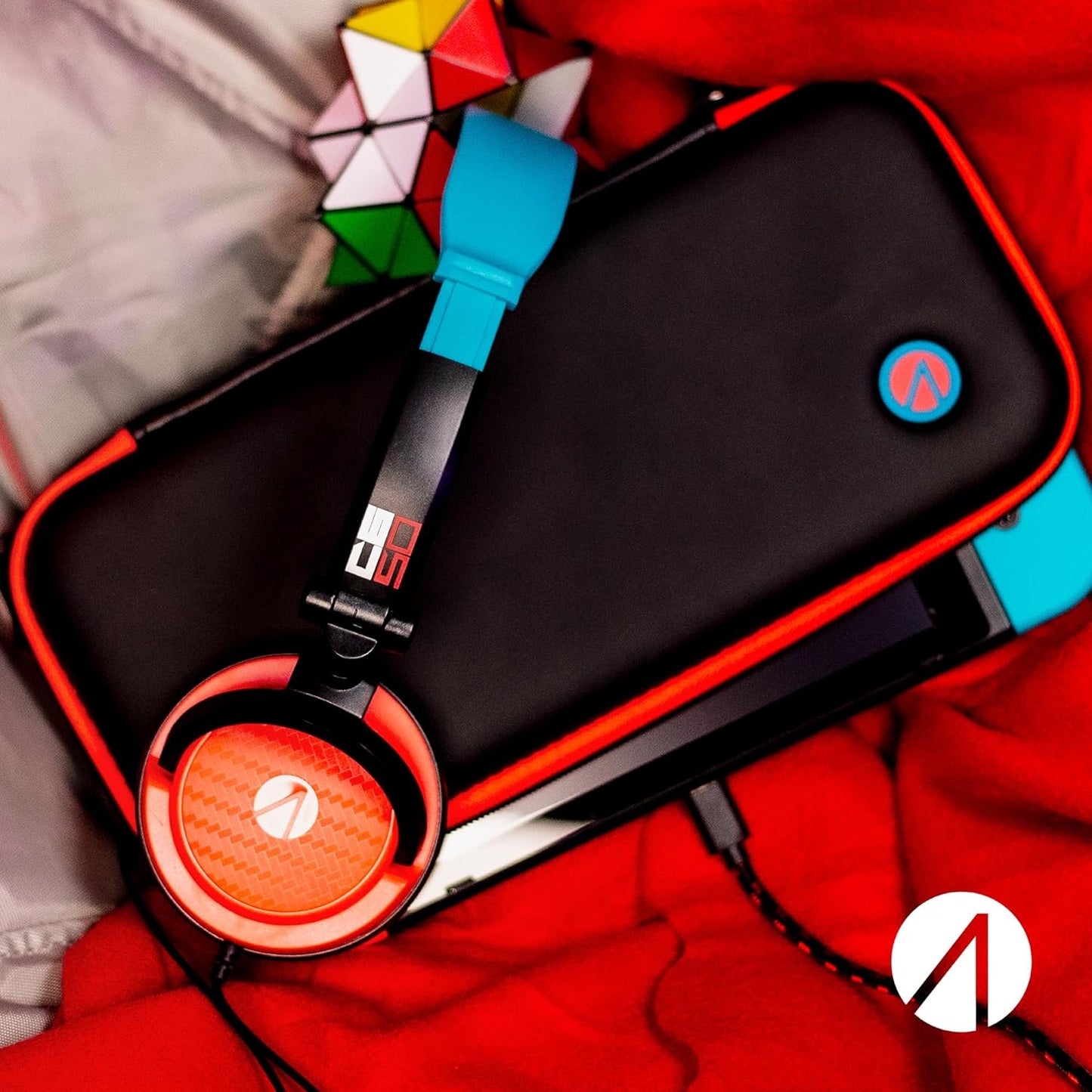 Stealth SWL50 Travel Kit for Switch