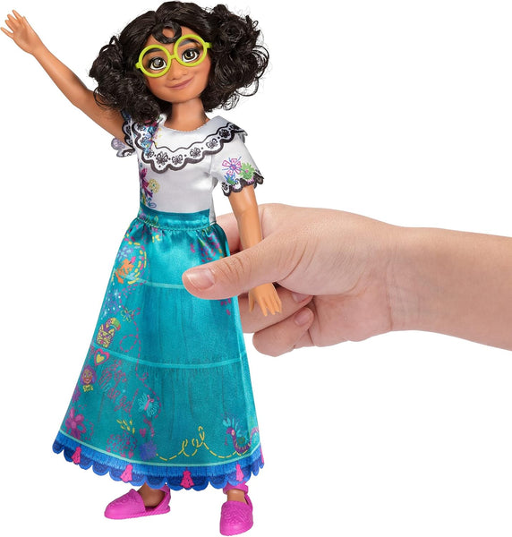 Encanto: Fashion Doll (Maribel / Isabela)