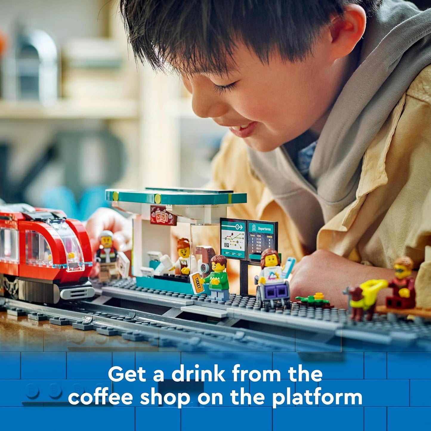 LEGO® | City: Downtown Streetcar and Station (60423)