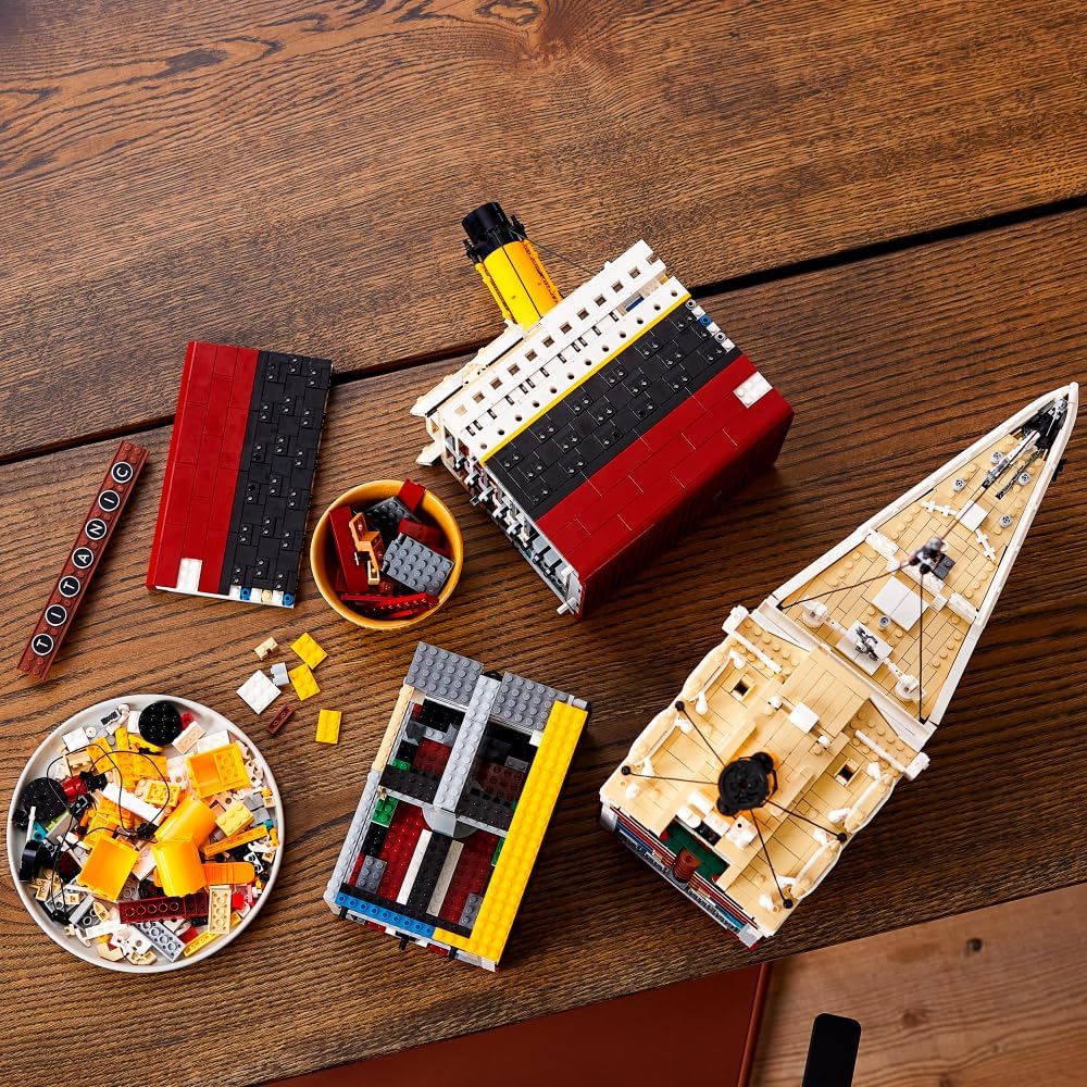 LEGO® | Exclusive, Icons: Titanic (10294)