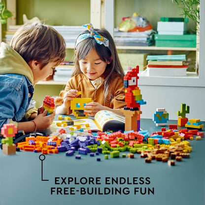 LEGO® | Classic: Lots of Bricks (11030)