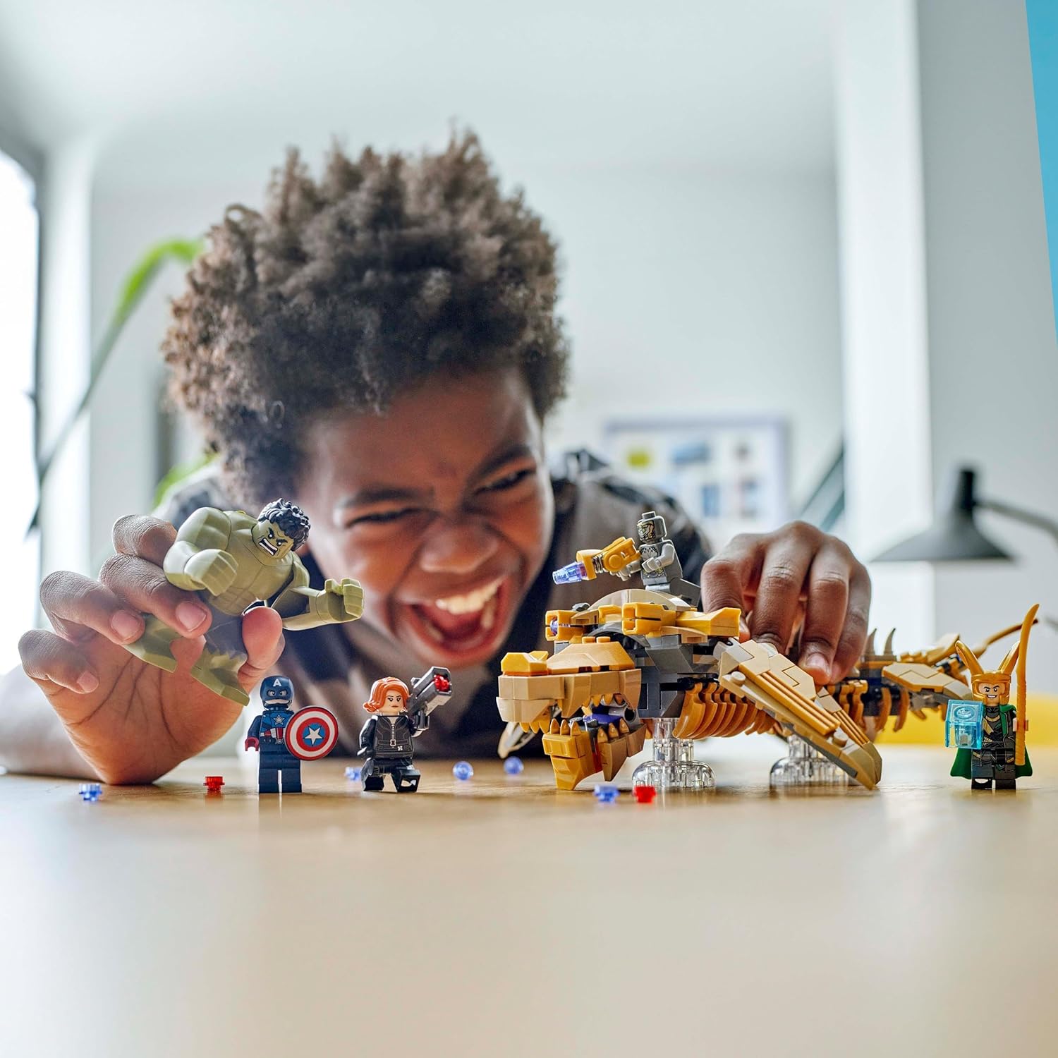 LEGO® | Marvel: The Avengers vs. The Leviathan (76290)