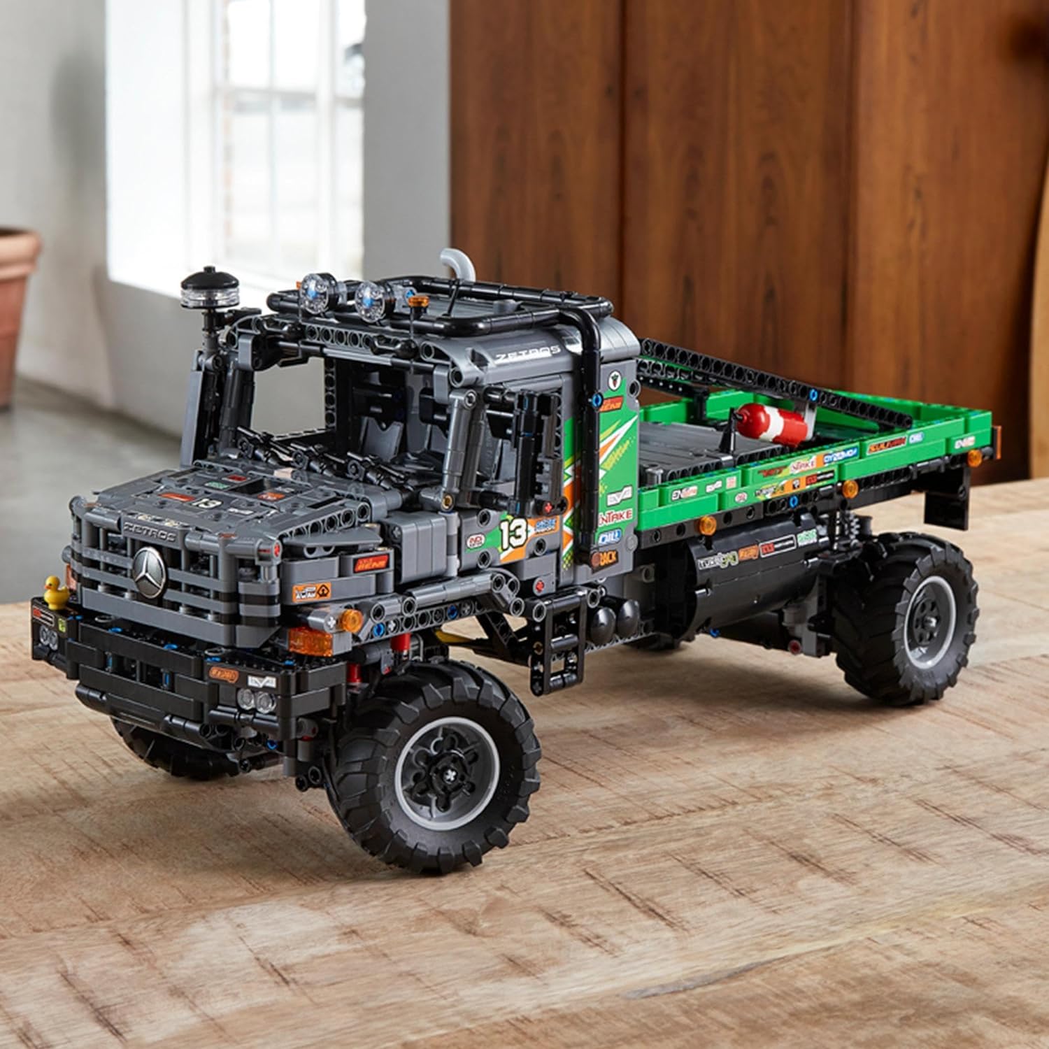 LEGO® | Technic: Mercedes-Benz Zetros Trial (42129)
