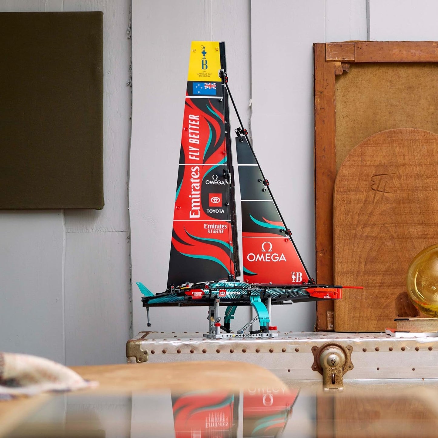 LEGO® | Technic: Emirates Team New Zealand AC75 Yacht (42174)