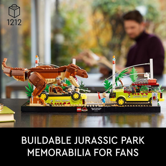 LEGO® | Jurassic Park: T-Rex Breakout (76956)
