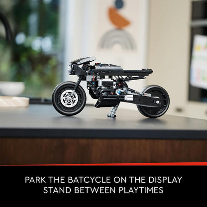 LEGO® | Technic: Batman Batcycle (42155)