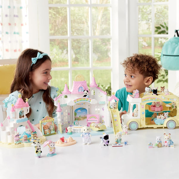 Sylvanian Families: Sleepover Party Friends Set