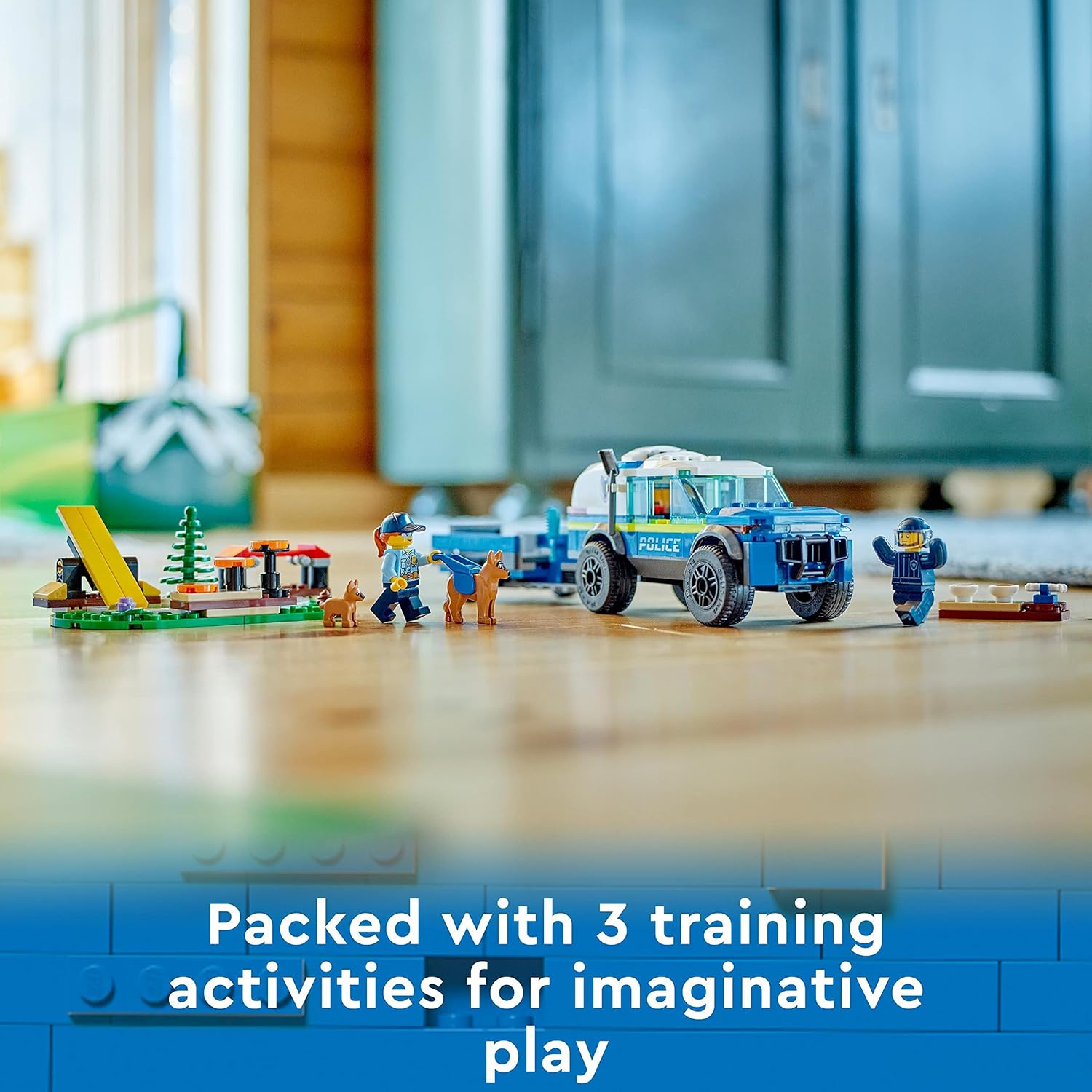 LEGO® | City: Mobile Police Dog Training (60369)