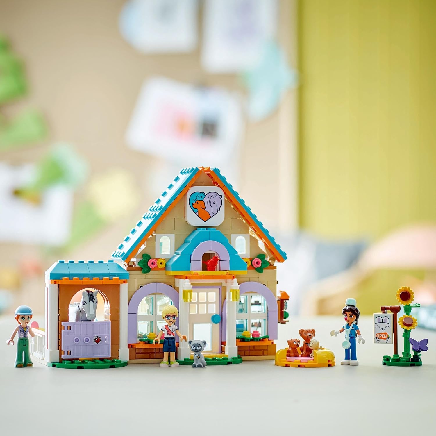 LEGO® | Friends: Horse and Pet Vet Clinic (42651)