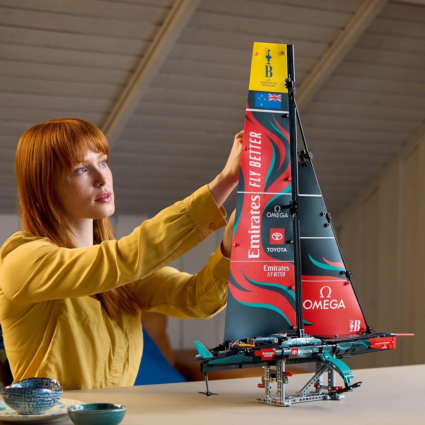 LEGO® | Technic: Emirates Team New Zealand AC75 Yacht (42174)