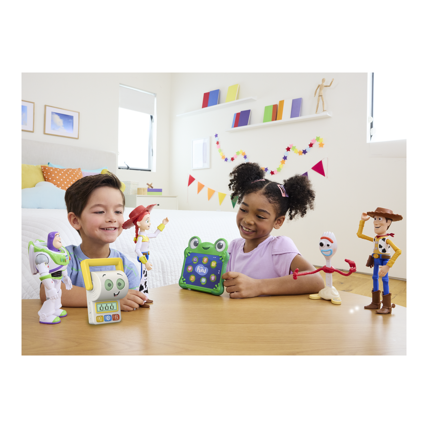 Toy Story 5: Interactables Talking Lilypad Figure