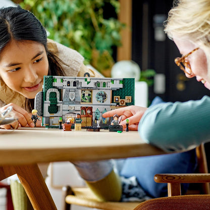 LEGO® | Harry Potter: Slytherin House Banner (76410)