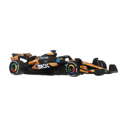 Hot Wheels Premium Formula 1: McLaren - Oscar Piastri (1:64) - Hot Wheels Premium McLaren 2025 Formula 1® Team #81