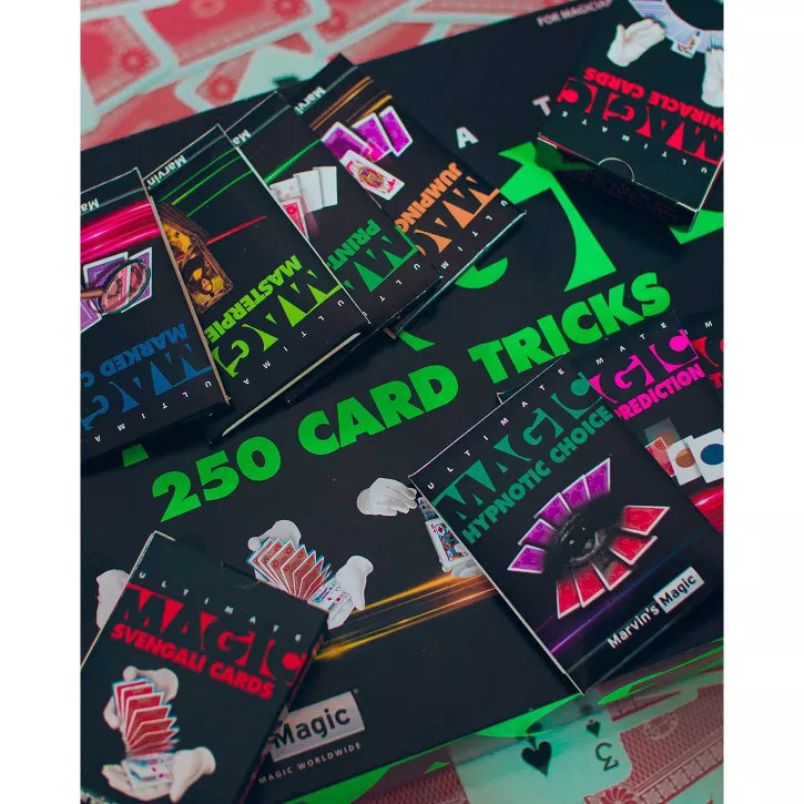 ULTIMATE MAGIC CARD & TRICKS 250
