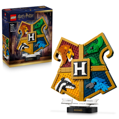LEGO® | Harry Potter: Hogwarts House Crest (76462) - box and product image