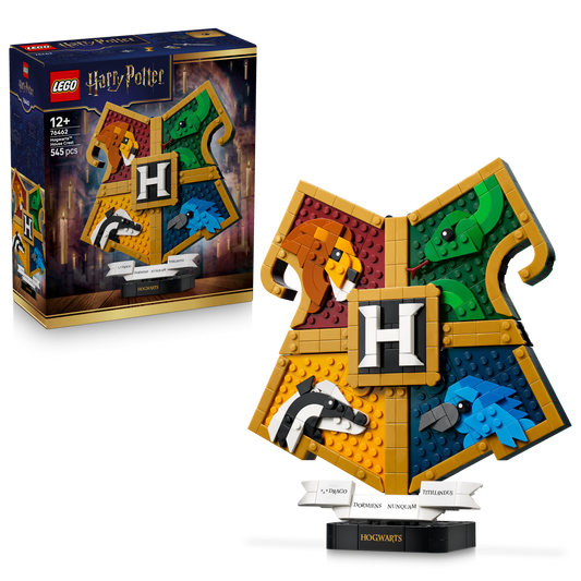 LEGO® | Harry Potter: Hogwarts House Crest (76462) - box and product image