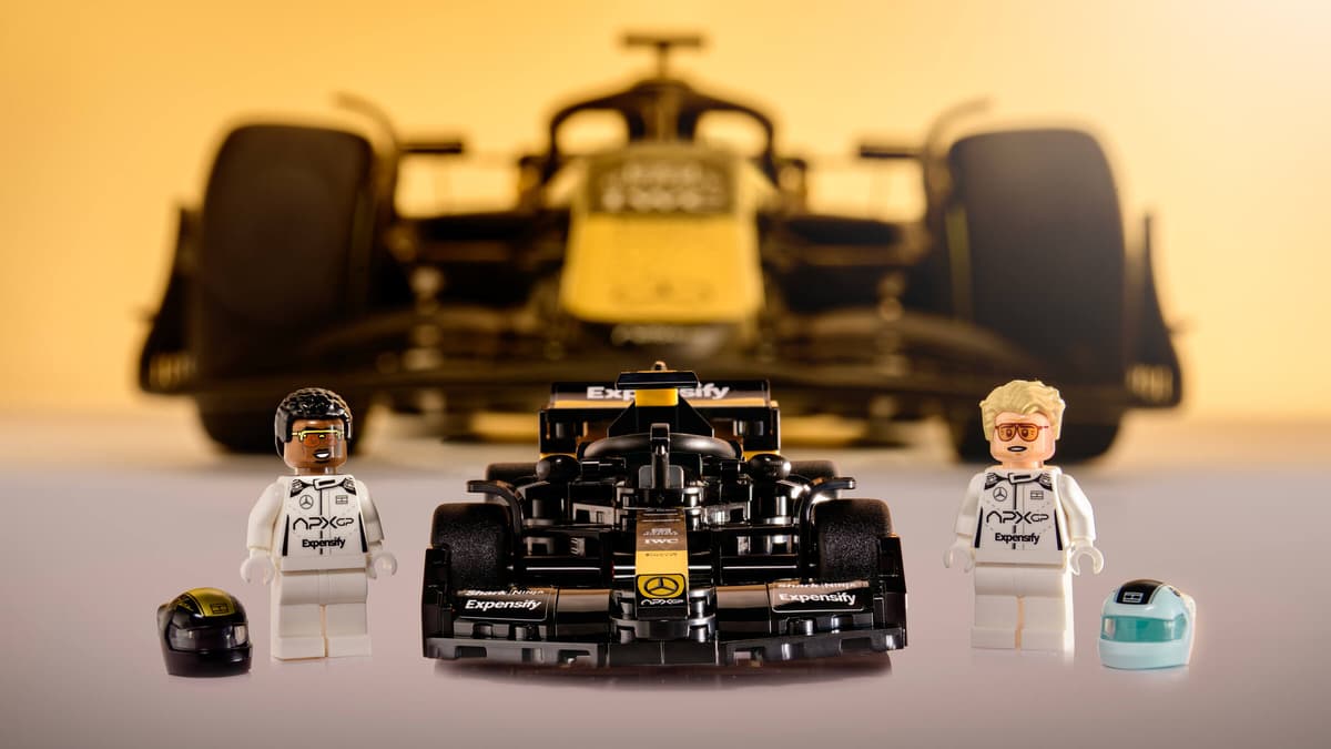 LEGO® | Speed Champions: APXGP Team Race Car from F1® The Movie (77252)