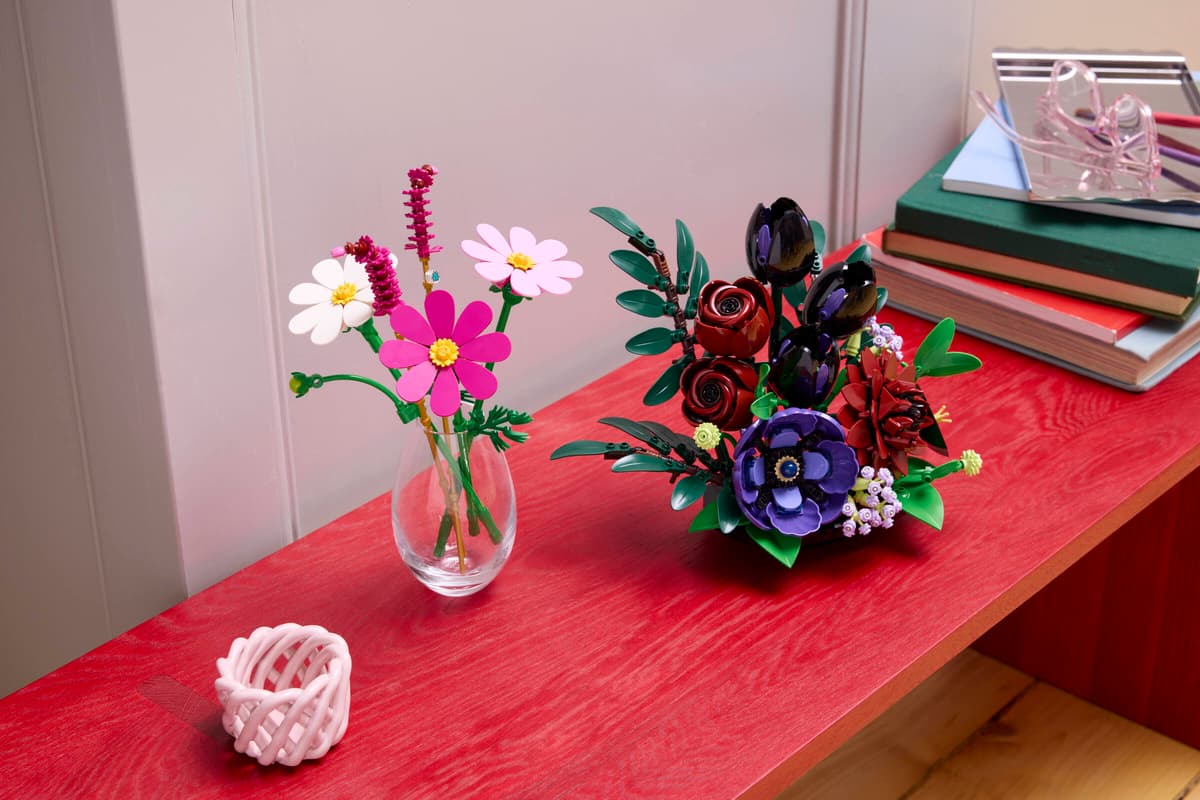 LEGO® | Botanicals: Dark Flower Arrangement (11513)