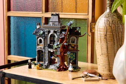 LEGO® | Icons: Mayor Manor (11383)